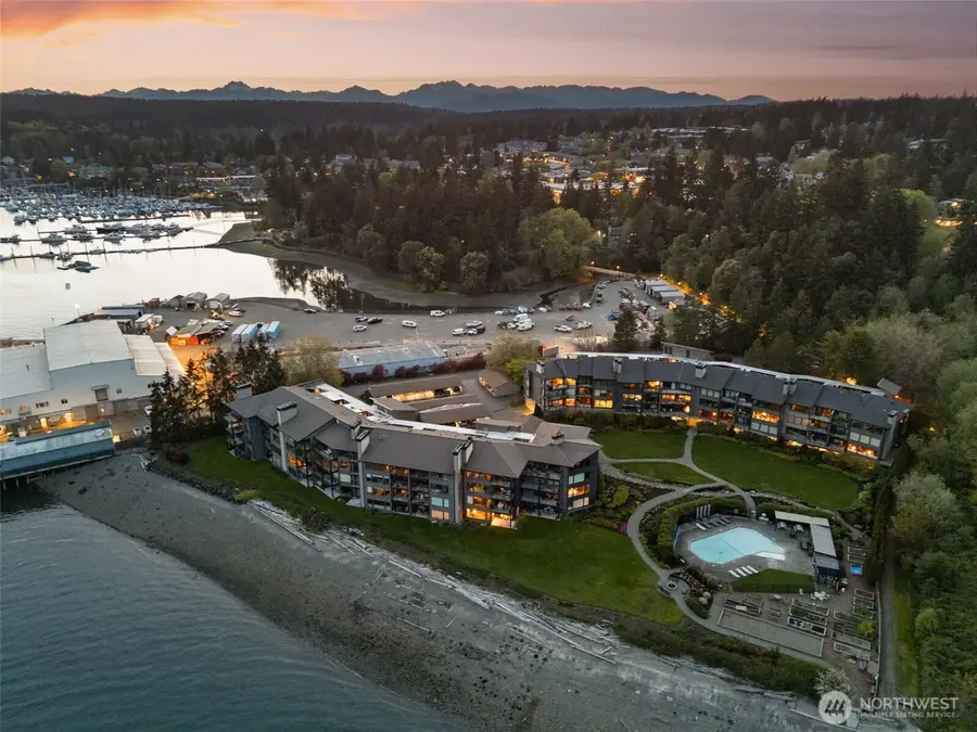 428 Harborview Drive Se, Bainbridge Island, WA 98110 - #2