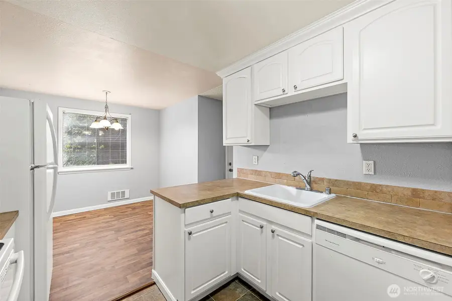 10010 Golden Given Road E #4, Tacoma, WA 98445 - #2