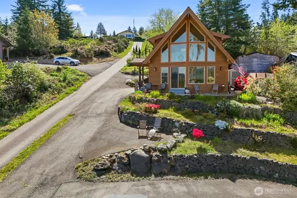 101 E Pine Street, Union, WA 98592