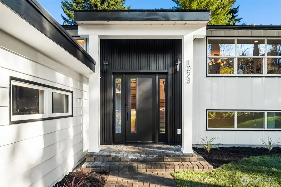 1023 109th Avenue Se, Bellevue, WA 98004 - #3