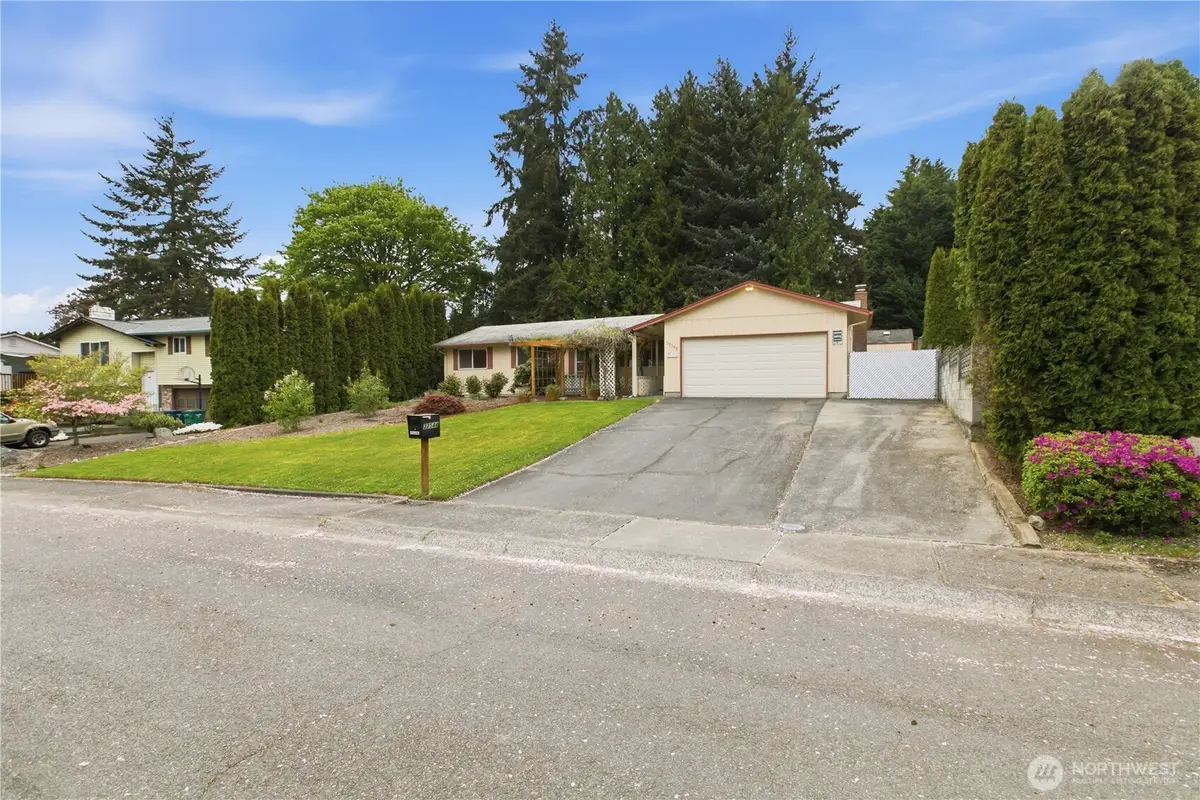 32544 24th Avenue Sw, Federal Way, WA 98023 - #1