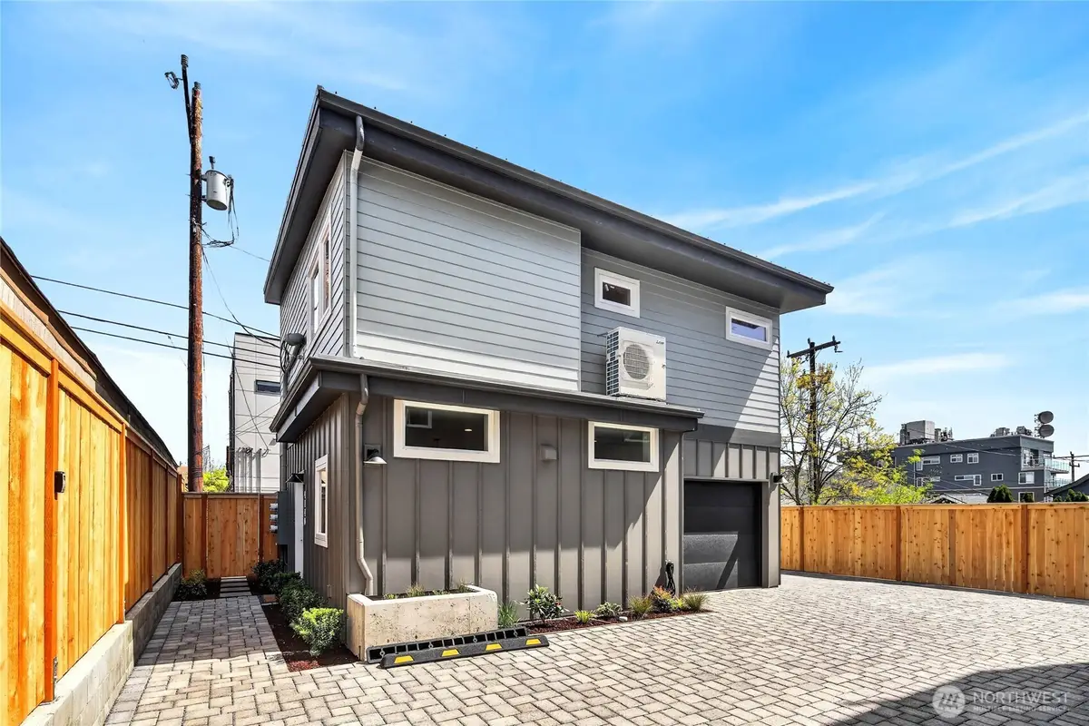 4140 44th Avenue Sw, Seattle, WA 98116 - #1