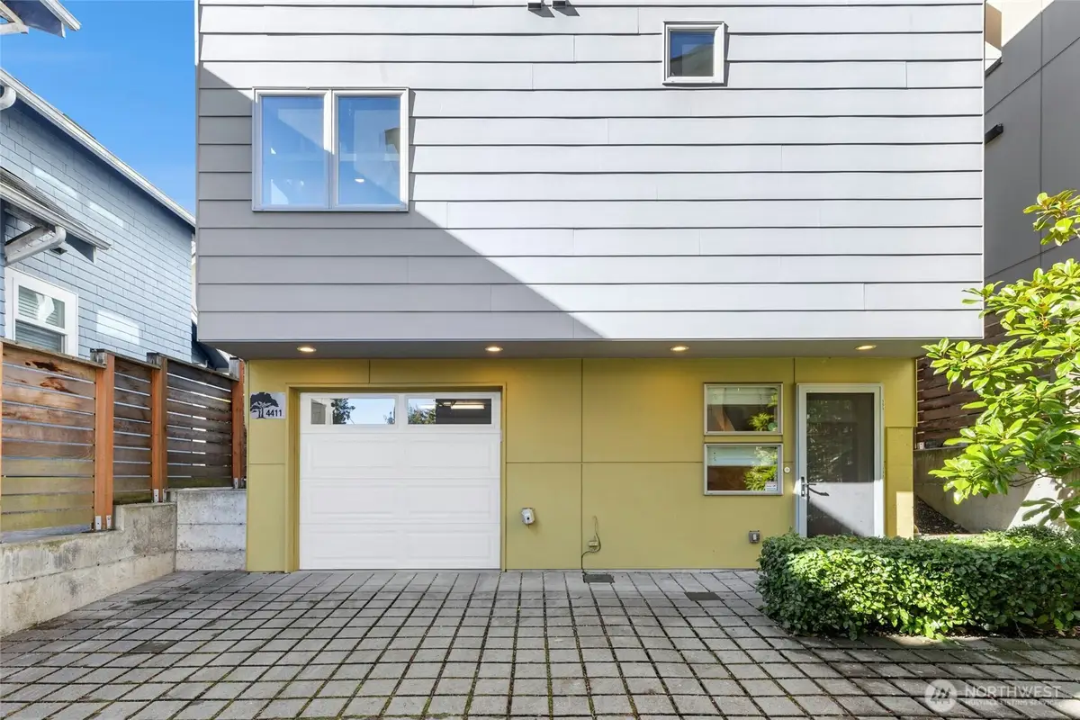 4411 Meridian Avenue N, Seattle, WA 98103 - #1