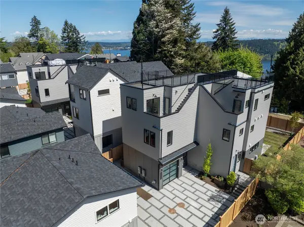 13540 39th Avenue Ne #B, Seattle, WA 98125