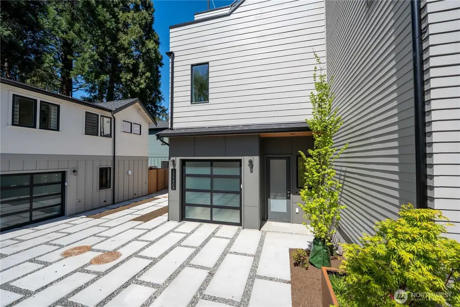 13540 39th Avenue Ne #B, Seattle, WA 98125 - #2