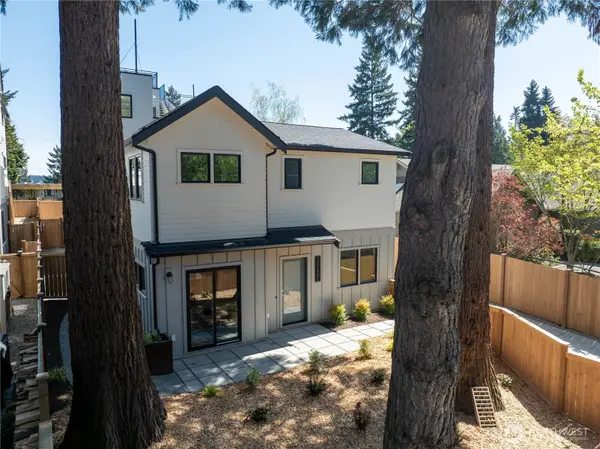 13540 39th Avenue Ne #C, Seattle, WA 98125