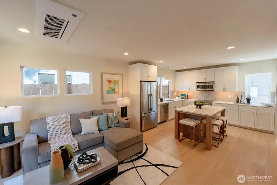 13540 39th Avenue Ne #C, Seattle, WA 98125 - #2