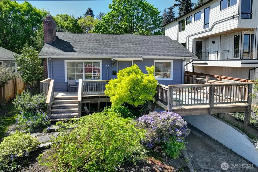 6827 36th Avenue Ne, Seattle, WA 98115 - #2