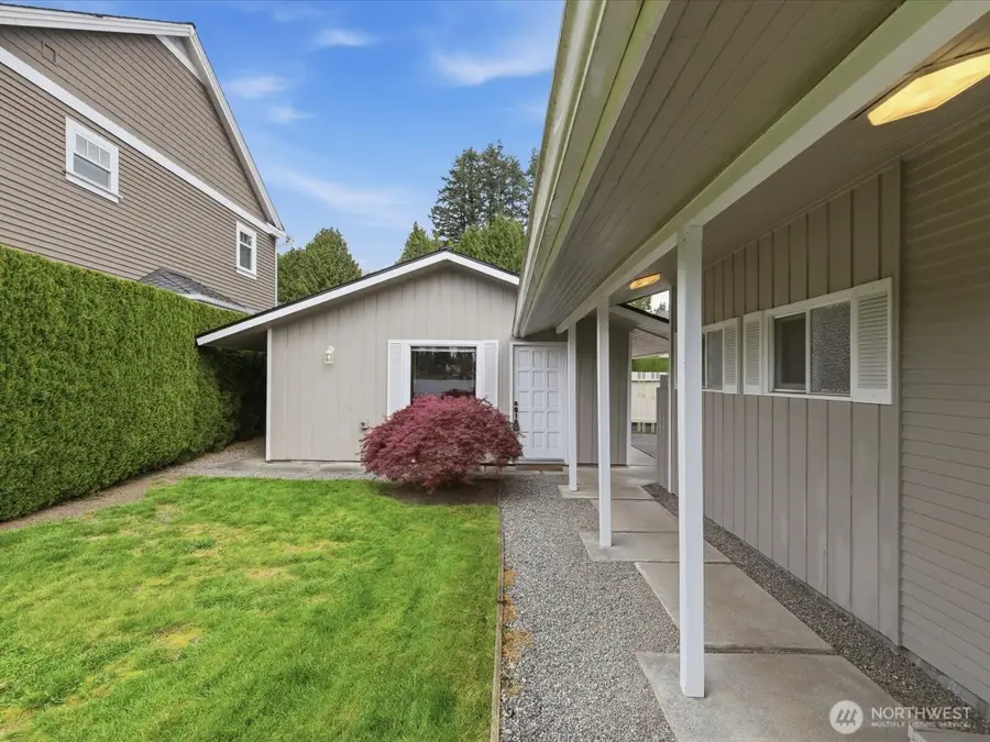 1302 E Lakeshore Drive, Lake Stevens, WA 98258 - #2