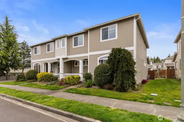 734 Glenmore Loop, Port Orchard, WA 98366