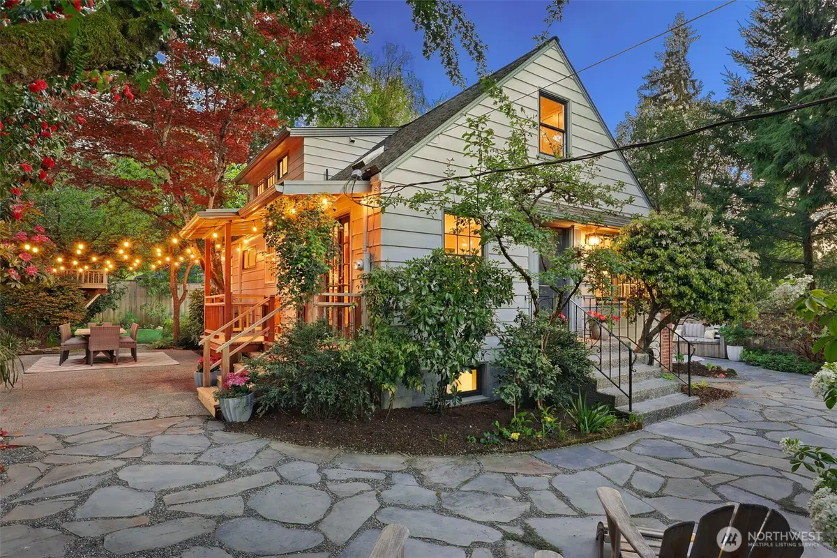 3803 NE 82nd Street, Seattle, WA 98115 - #1