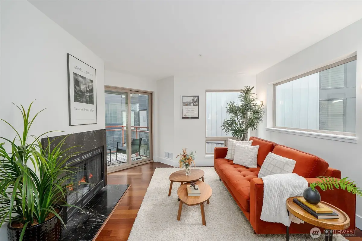 711 E Denny Way #306, Seattle, WA 98122 - #1