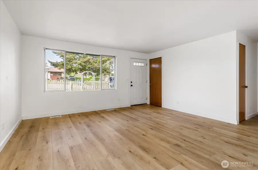 1167 Sparrow Drive, Oak Harbor, WA 98277 - #2