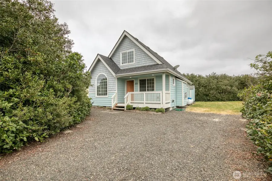 476 Trustee Street Sw, Ocean Shores, WA 98569 - #3