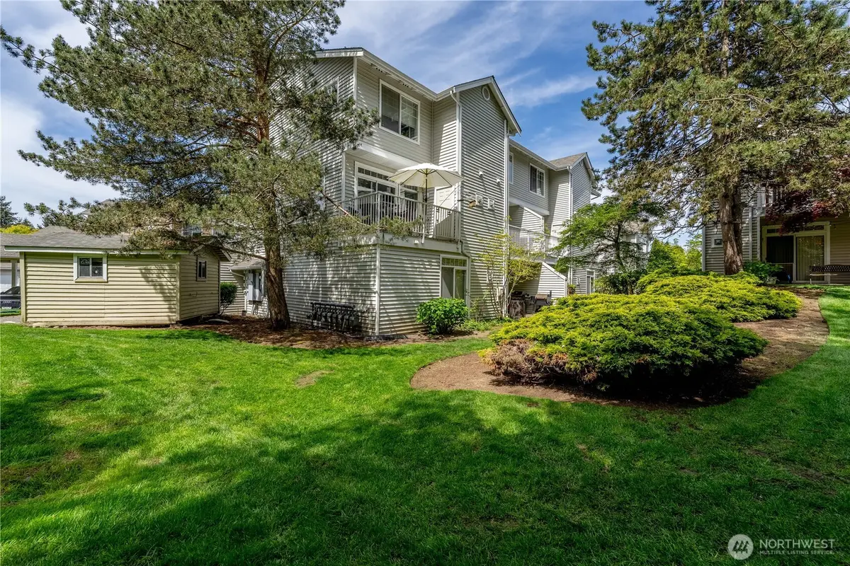 5400 Harbour Pointe Boulevard #J202, Mukilteo, WA 98275 - #1