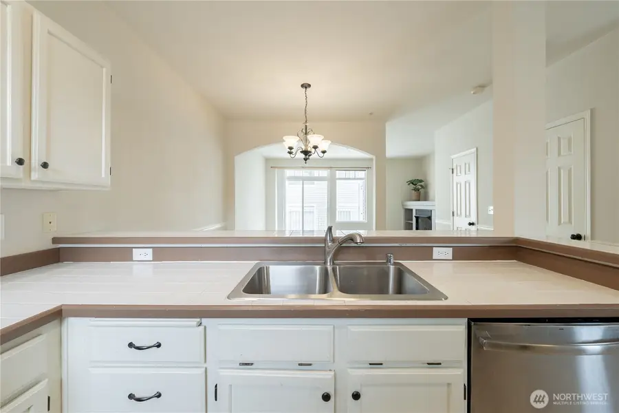5400 Harbour Pointe Boulevard #J202, Mukilteo, WA 98275 - #2