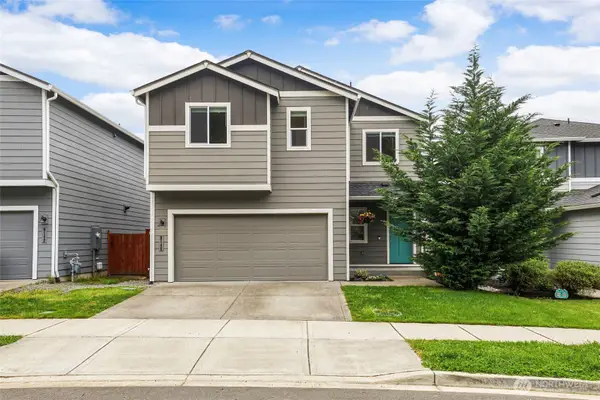 9148 Lady Slipper Street Se, Olympia, WA 98501