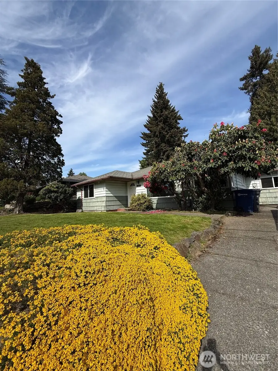 11810 19th Avenue Sw, Burien, WA 98146 - #2