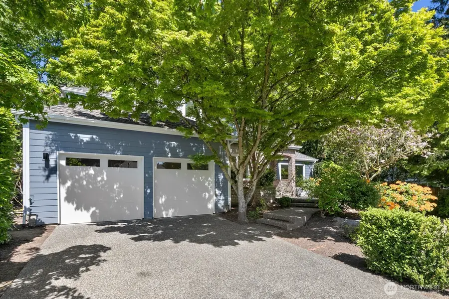 23216 SE 31st Street, Sammamish, WA 98075 - #2