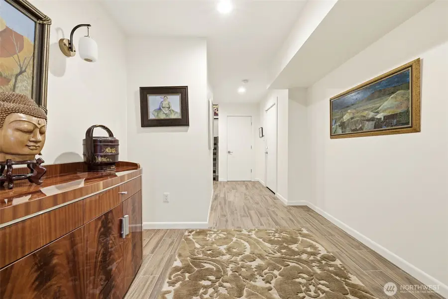 3009 Harbor Avenue Sw, Seattle, WA 98126 - #2