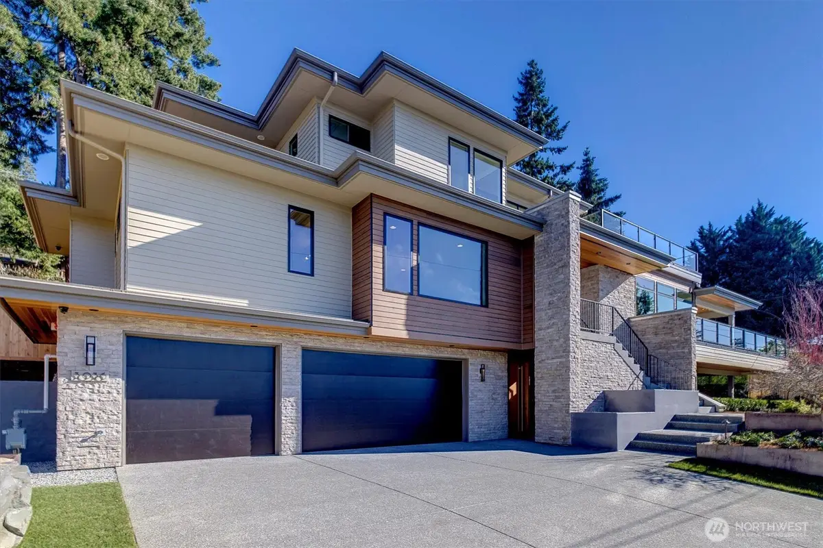 3036 67th Avenue Se, Mercer Island, WA 98040 - #1