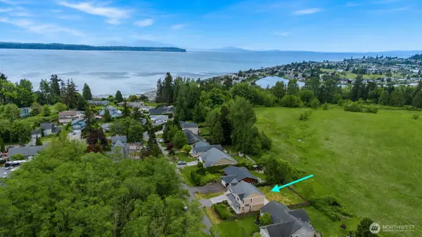 8365 Pheasant Drive, Blaine, WA 98230