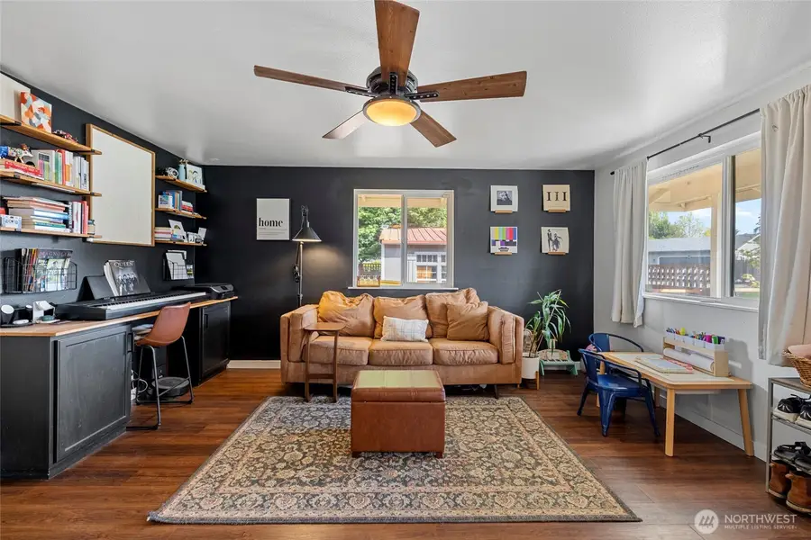 1405 S 27th Street, Mount Vernon, WA 98274 - #3