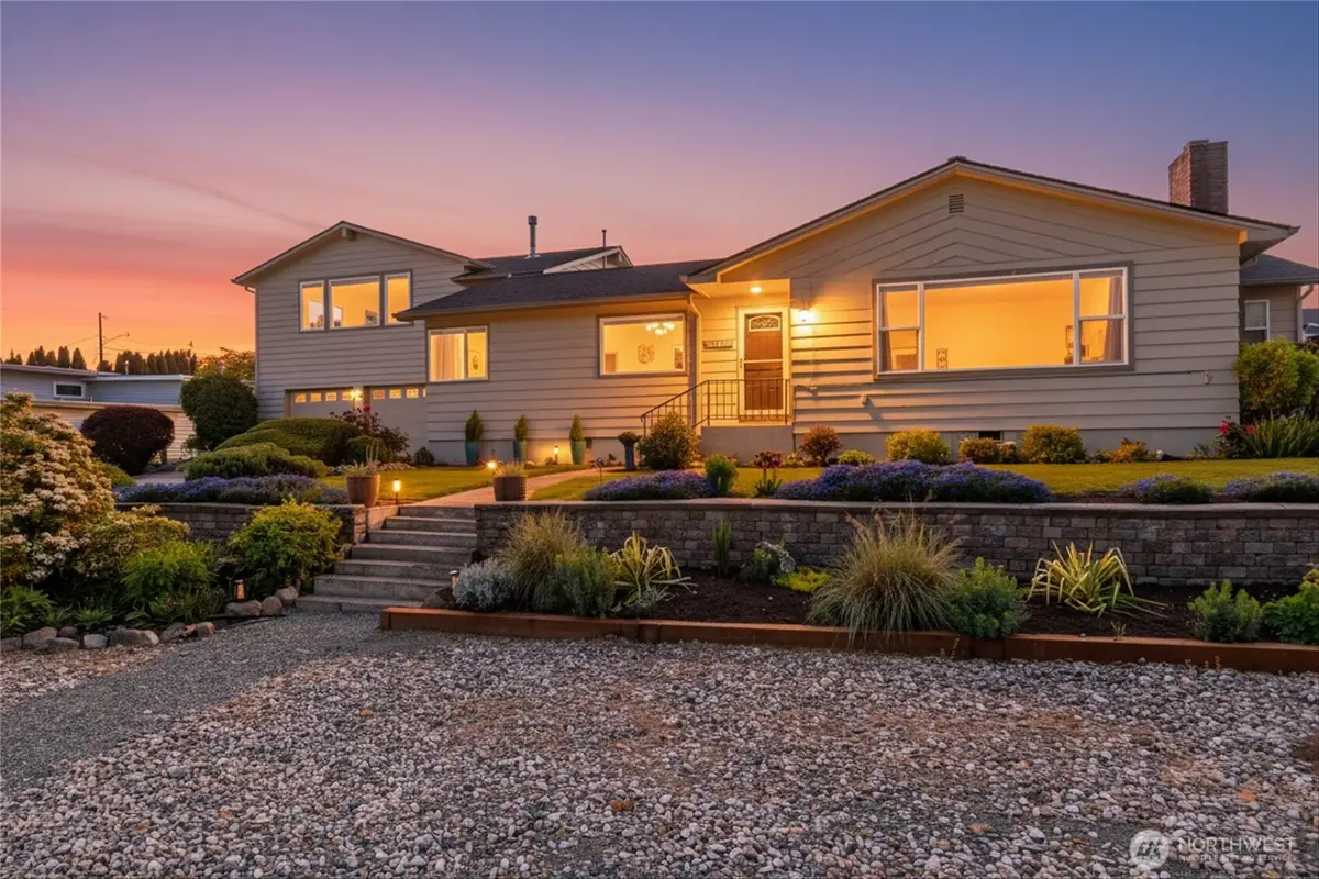 1119 Longview Avenue, Anacortes, WA 98221 - #1