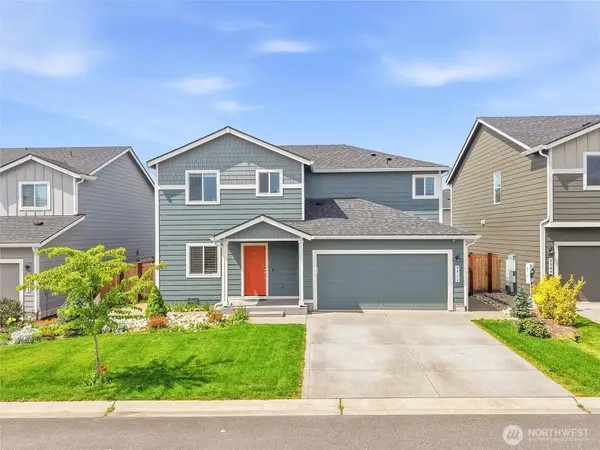 9213 Conine Street Se, Yelm, WA 98597