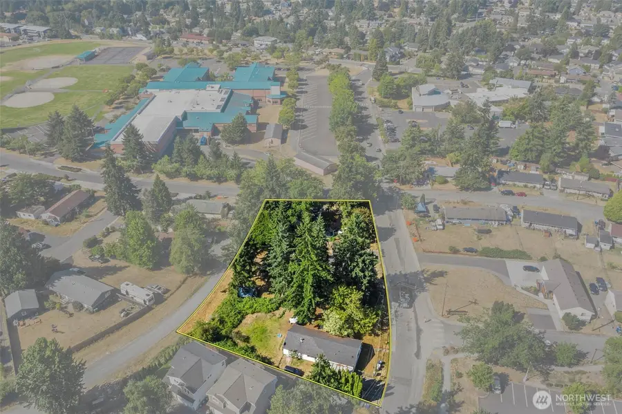 1526 Harrington Avenue Ne, Renton, WA 98056 - #2
