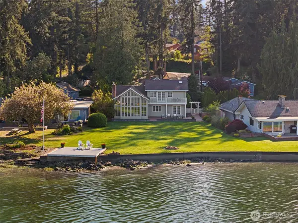 3012 Marine Drive, Bremerton, WA 98312