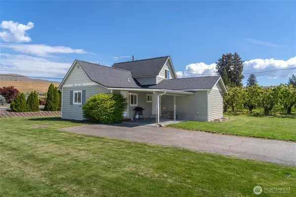 25 Sun Valley Drive, Wenatchee, WA 98801