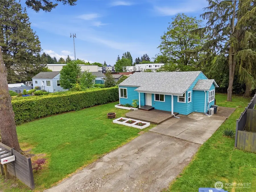 1651 SW 114th Street, Seattle, WA 98146 - #3