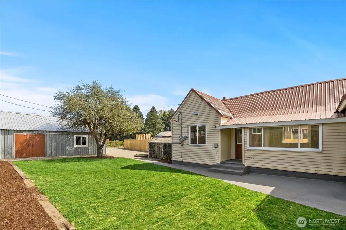108 Yakima Avenue, Cle Elum, WA 98922 - #1