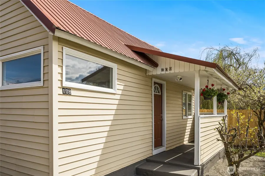 108 Yakima Avenue, Cle Elum, WA 98922 - #2
