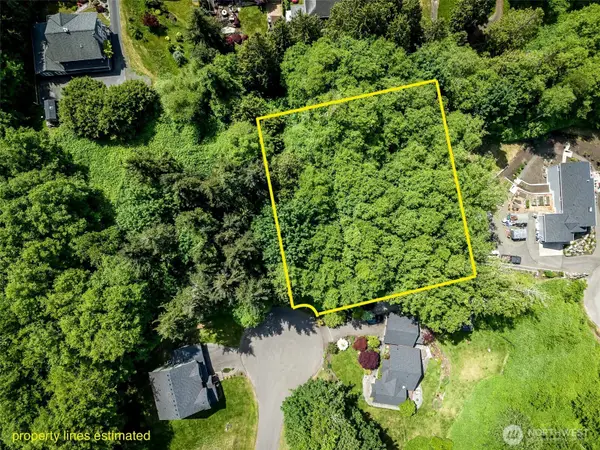 38743 Tinker Place Ne, Hansville, WA 98340