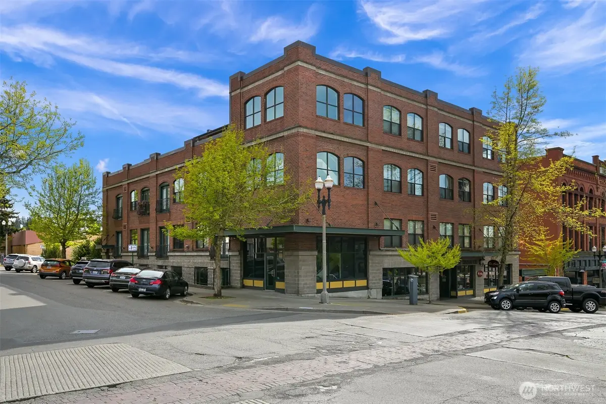 1224 Harris Avenue #202, Bellingham, WA 98225 - #1