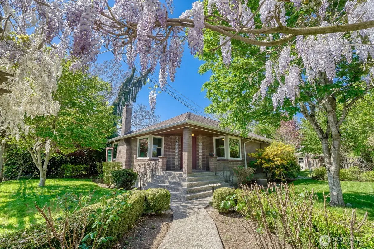 3004 SW Barton Street, Seattle, WA 98126 - #1