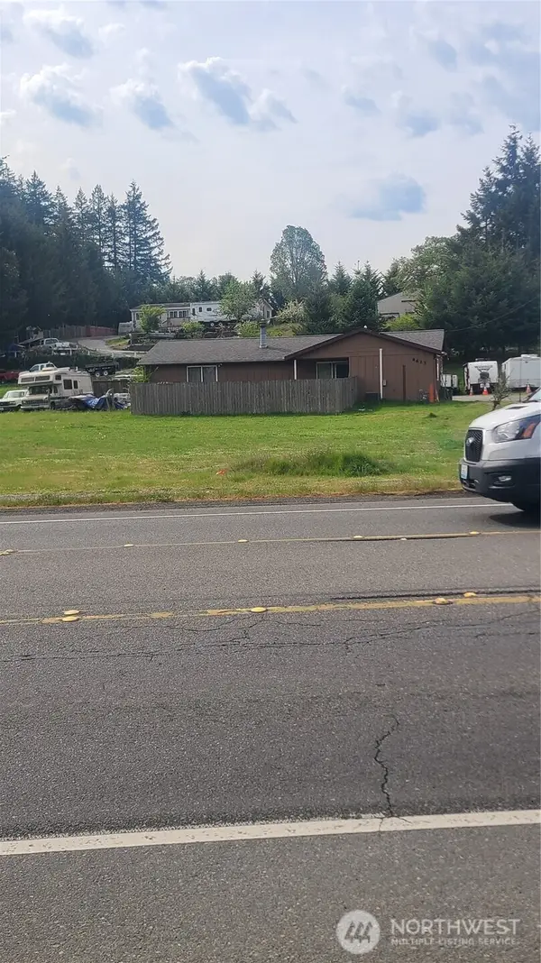 8623 Steilacoom Road Se #A-B, Lacey, WA 98513