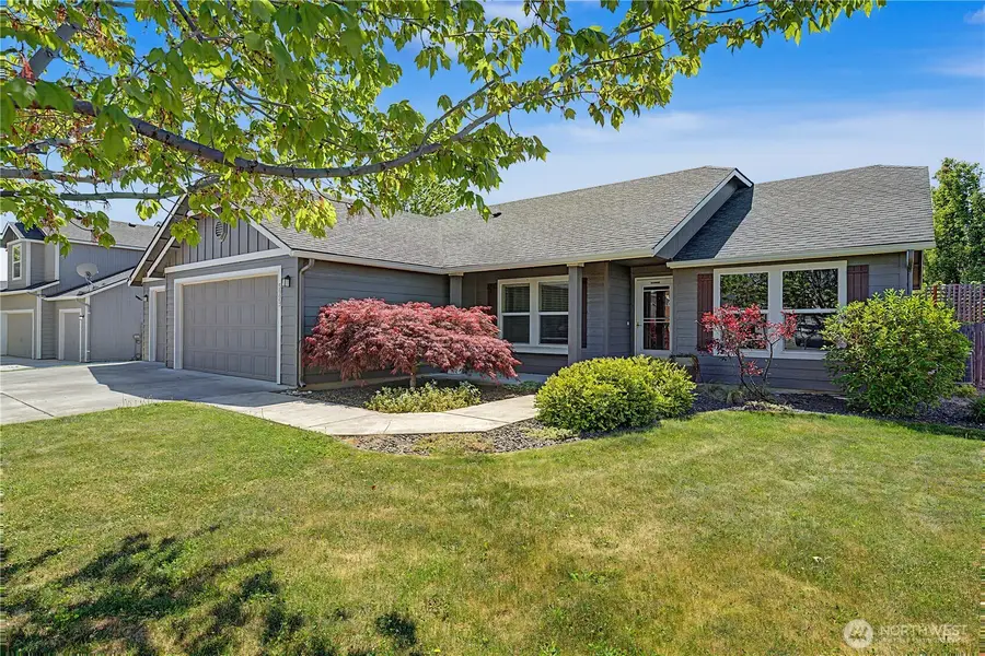 5929 Bluewood Street, West Richland, WA 99353 - #2