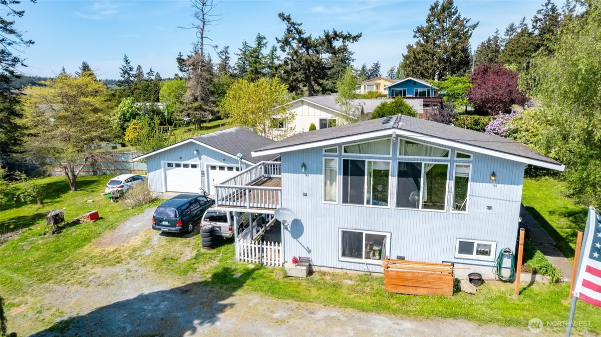941 Diane Avenue, Oak Harbor, WA 98277 - #1