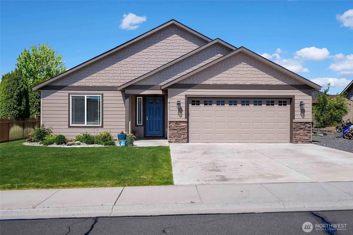 811 7th Avenue Ne, Ephrata, WA 98823 - #1