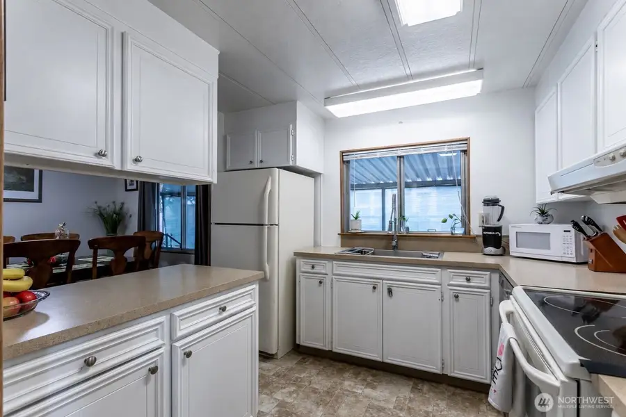 1402 22nd Street Ne #214, Auburn, WA 98002 - #2