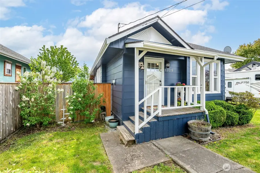 1329 Porter Street, Enumclaw, WA 98022 - #3