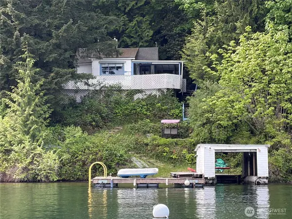 1054 Lake Whatcom Boulevard, Bellingham, WA 98284