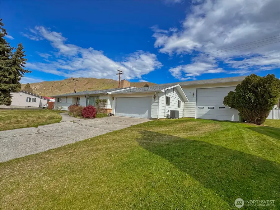 1113 River Drive, Coulee Dam, WA 99116 - #2