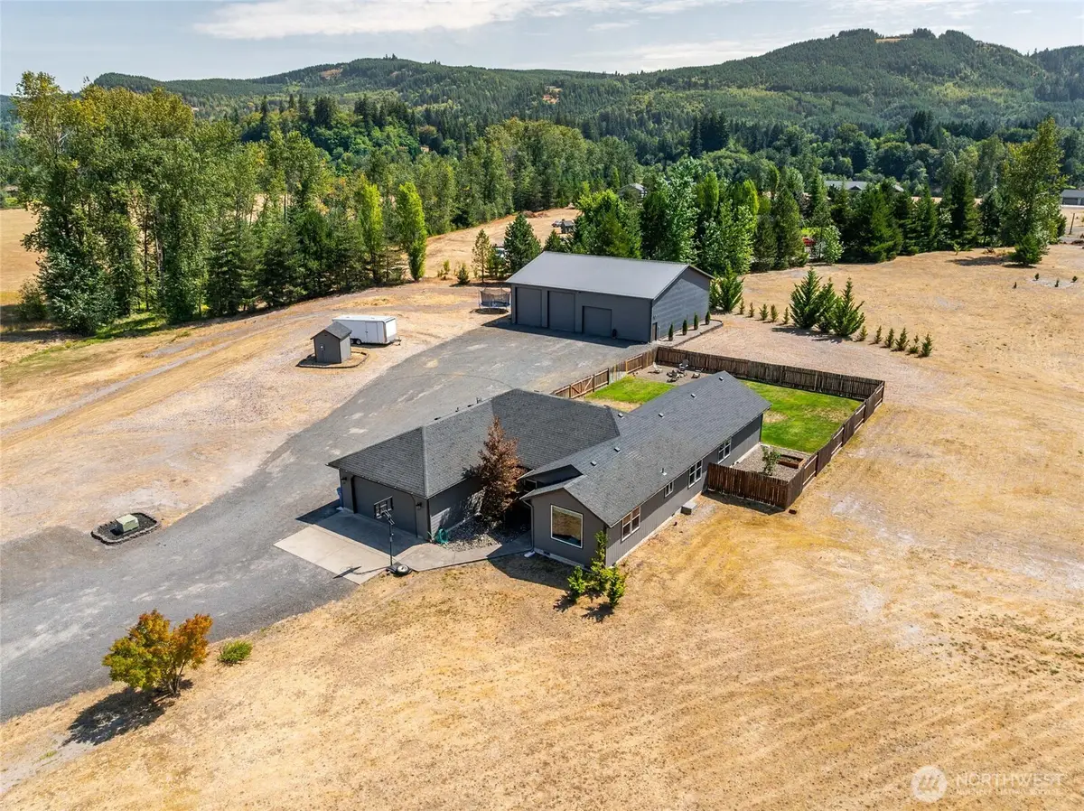 195 Bay Point Drive, Castle Rock, WA 98611 - #1