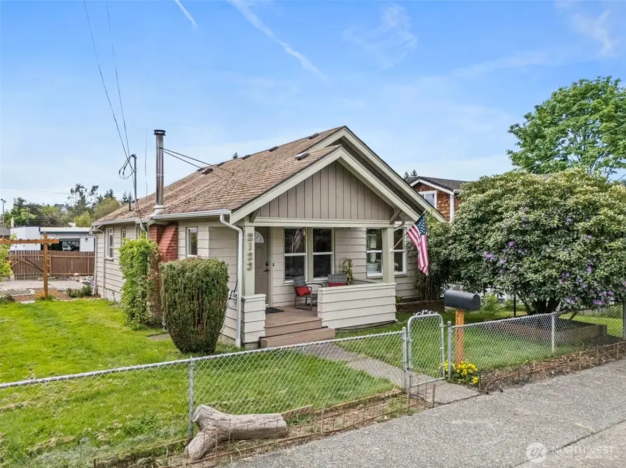 2123 7th Street, Bremerton, WA 98312 - #2