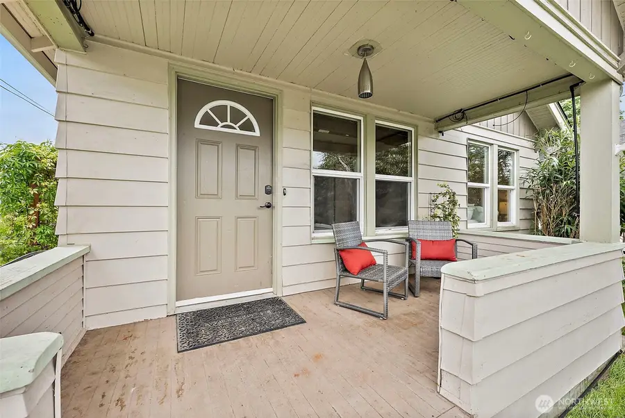 2123 7th Street, Bremerton, WA 98312 - #3