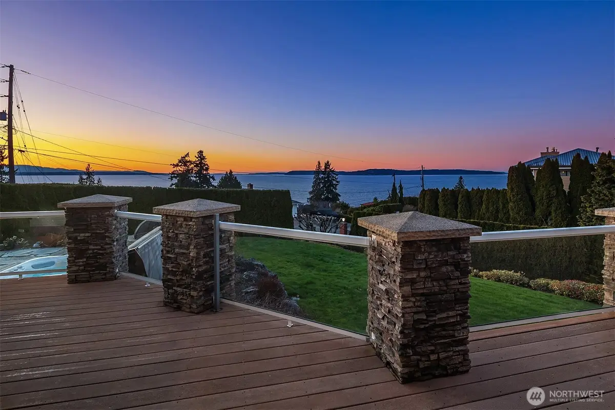 17003 Talbot Road, Edmonds, WA 98026 - #1